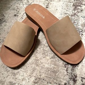 SODA sandals